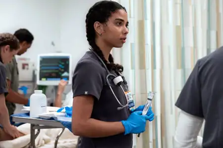 The Pitt - galeria zdjęć - filmweb