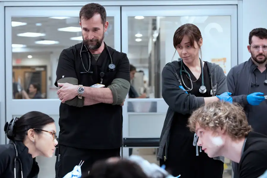 The Pitt - galeria zdjęć - filmweb