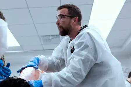 The Pitt - galeria zdjęć - filmweb