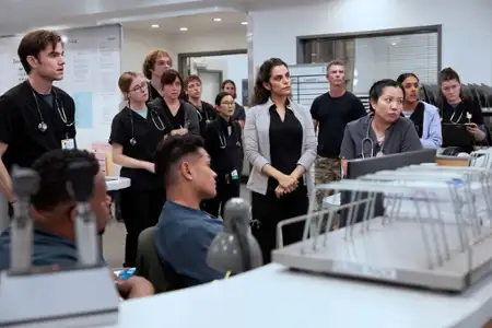 The Pitt - galeria zdjęć - filmweb