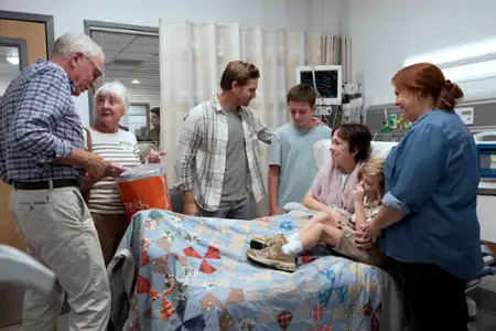 The Pitt - galeria zdjęć - filmweb