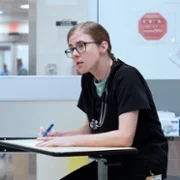 The Pitt - galeria zdjęć - filmweb