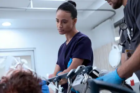 The Pitt - galeria zdjęć - filmweb