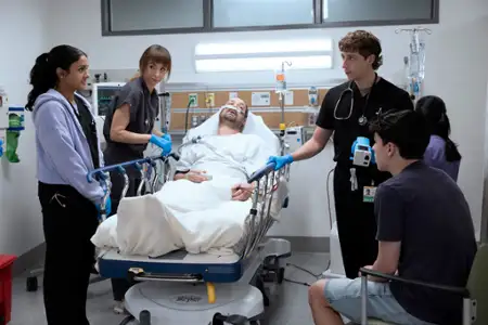 The Pitt - galeria zdjęć - filmweb