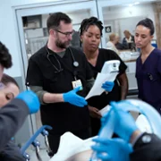 The Pitt - galeria zdjęć - filmweb