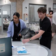 The Pitt - galeria zdjęć - filmweb