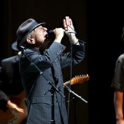 "Alleluja". Niezwykła historia kultowej ballady Leonarda Cohena - galeria zdjęć - filmweb