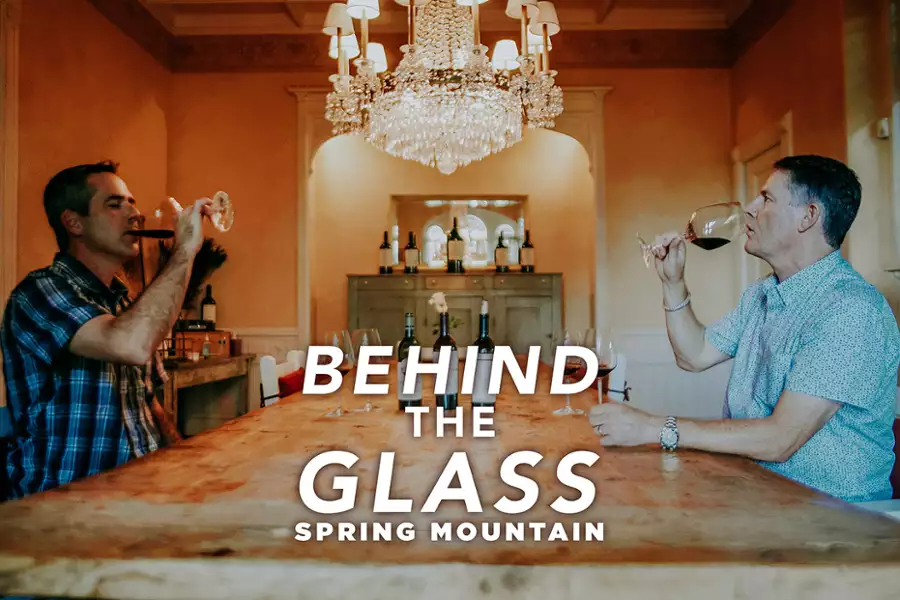 Behind the Glass - galeria zdjęć - filmweb