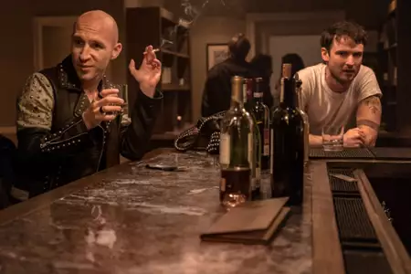 Sweetbitter - galeria zdjęć - filmweb