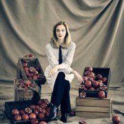 Sweetbitter - galeria zdjęć - filmweb