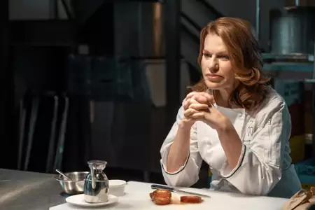 Sweetbitter - galeria zdjęć - filmweb