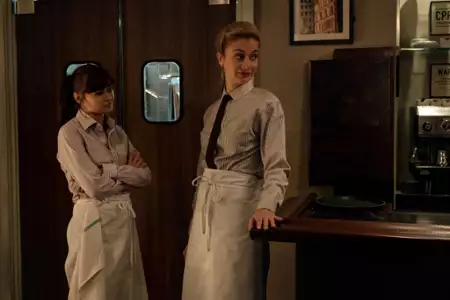 Sweetbitter - galeria zdjęć - filmweb