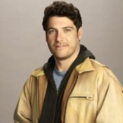 Indebted - galeria zdjęć - filmweb