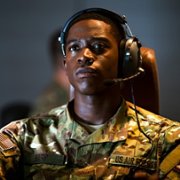 Outside the Wire - galeria zdjęć - filmweb