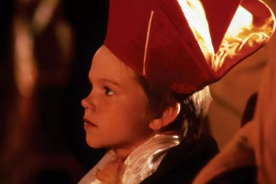 Mały Budda - galeria zdjęć - filmweb