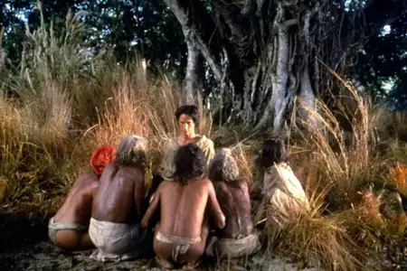 Mały Budda - galeria zdjęć - filmweb