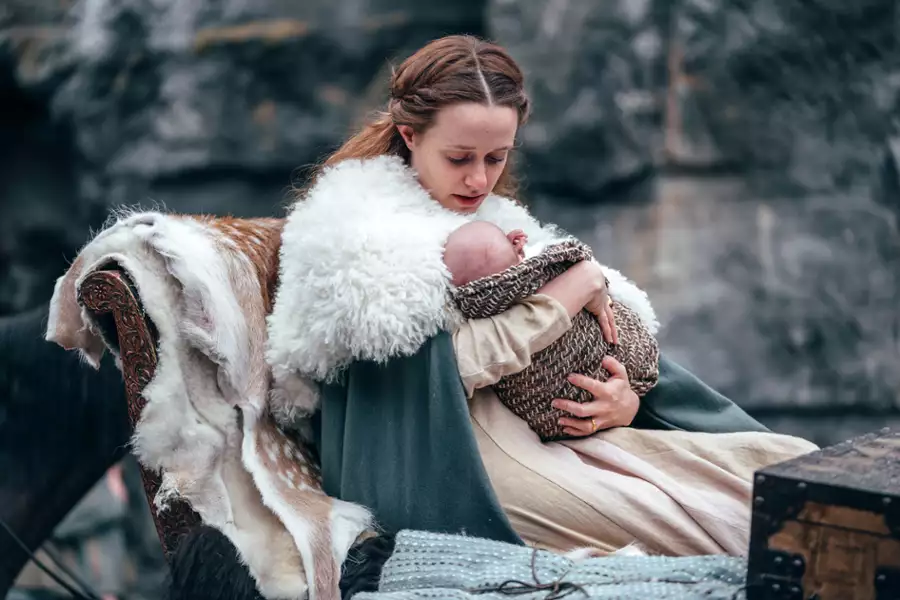 Zimowy monarcha - galeria zdjęć - filmweb