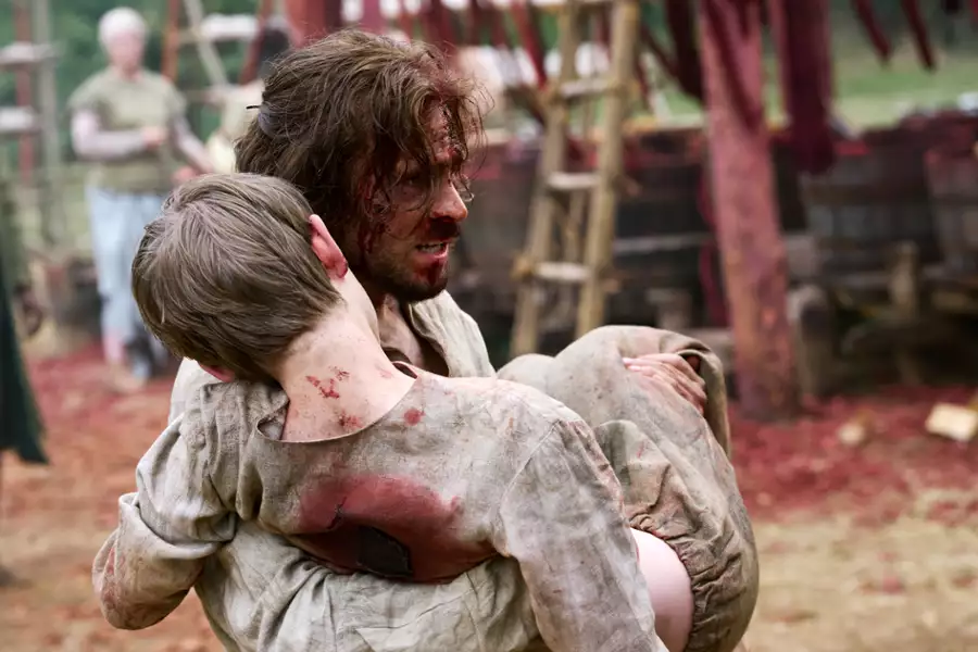 Zimowy monarcha - galeria zdjęć - filmweb