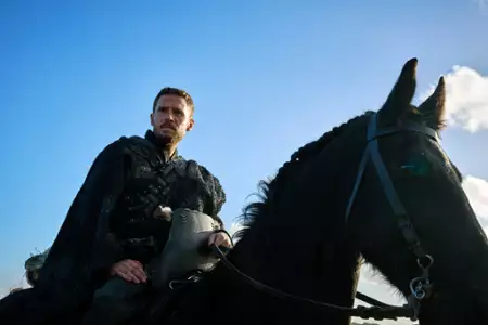 Zimowy monarcha - galeria zdjęć - filmweb