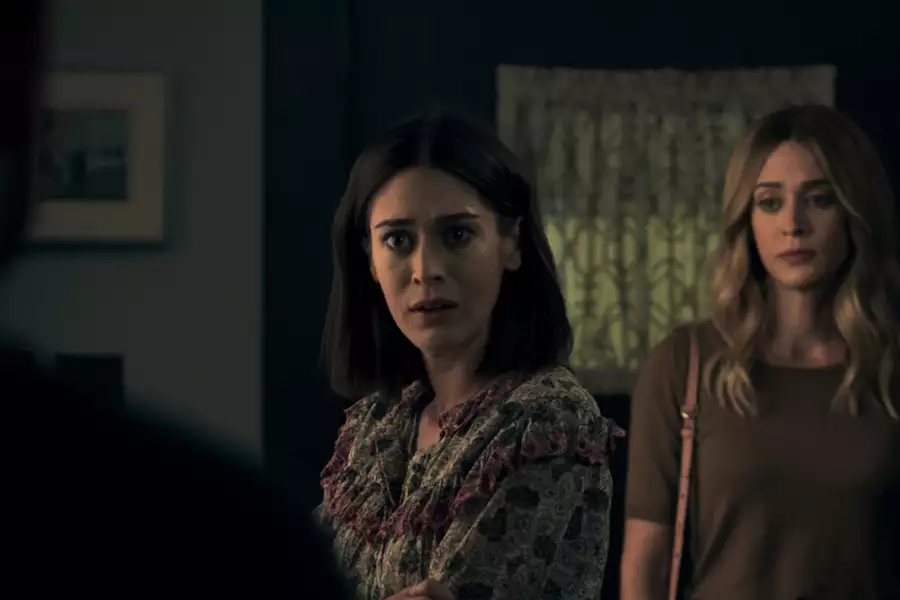 Truth Be Told - galeria zdjęć - filmweb
