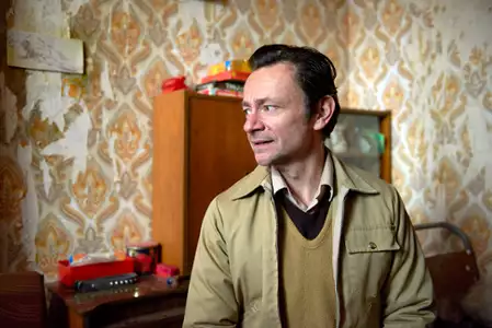 Ray i Liz - galeria zdjęć - filmweb
