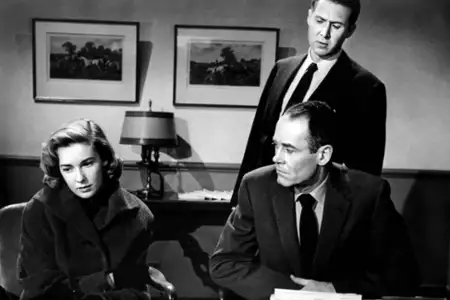 Niewłaściwy człowiek - galeria zdjęć - filmweb