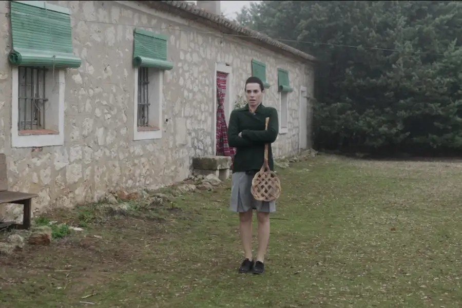 Na obcej ziemi - galeria zdjęć - filmweb