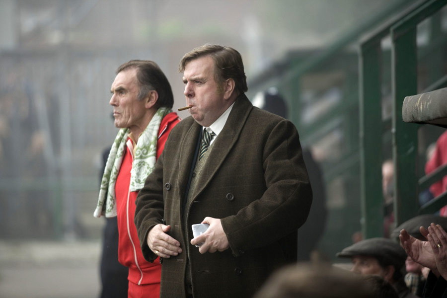 Futbol jest okrutny (recenzja filmu Przeklęta liga)