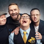  Down the road. Zespół w trasie - galeria zdjęć - filmweb