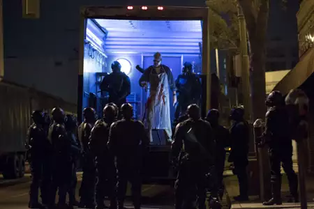 Noc oczyszczenia: Anarchia - galeria zdjęć - filmweb