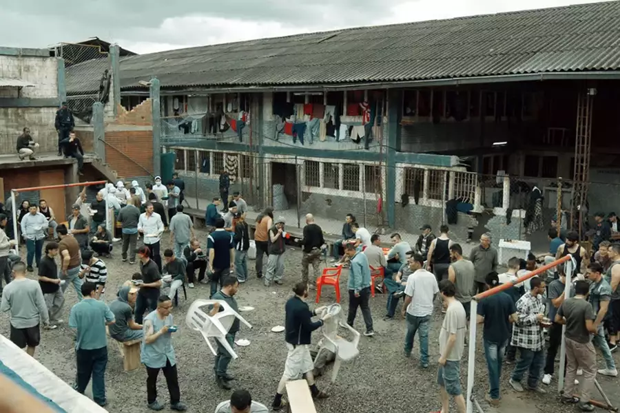 Porwana - galeria zdjęć - filmweb