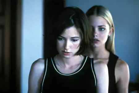Trujący bluszcz 3 - galeria zdjęć - filmweb