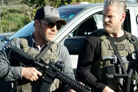 Deputy - galeria zdjęć - filmweb