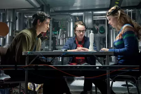 Zjawy - galeria zdjęć - filmweb