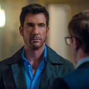 Hostages - galeria zdjęć - filmweb