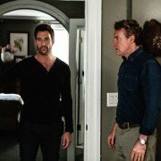 Hostages - galeria zdjęć - filmweb