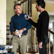Hostages - galeria zdjęć - filmweb