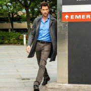 Hostages - galeria zdjęć - filmweb