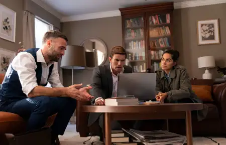 Lynley - galeria zdjęć - filmweb