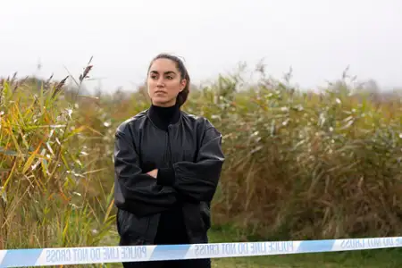 Lynley - galeria zdjęć - filmweb