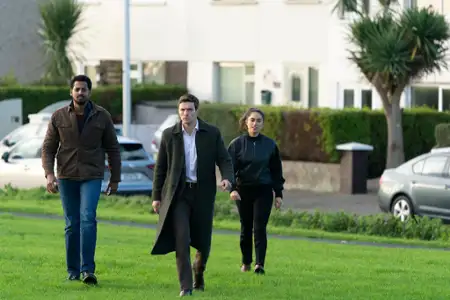 Lynley - galeria zdjęć - filmweb