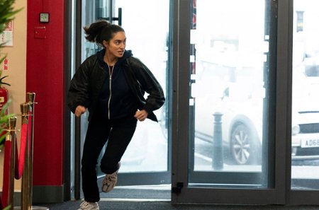 Odcinek 4 With No One as a Witness