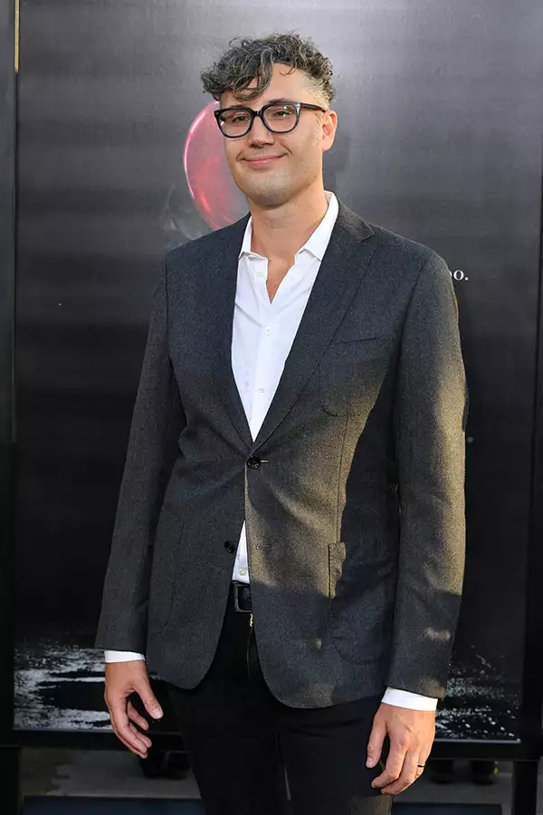 To - galeria zdjęć - filmweb