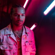 Neon - galeria zdjęć - filmweb