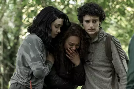 The Walking Dead: Nowy Świat - galeria zdjęć - filmweb