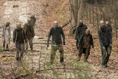 The Walking Dead: Nowy Świat - galeria zdjęć - filmweb