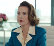 Carole Bouquet w Dom mody