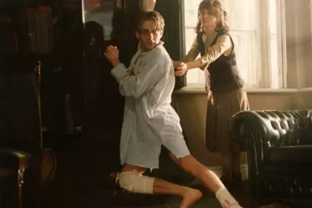 Pierścionek z orłem w koronie - galeria zdjęć - filmweb