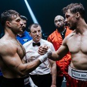 Fighter - galeria zdjęć - filmweb