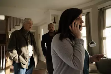 Emergence - galeria zdjęć - filmweb